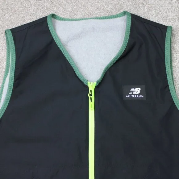 New Balance Reversible Vest Mens Medium All Terrain Fleece/Soft Shell Gray/Black - Picture 3 of 14